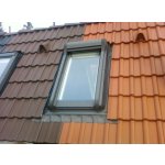 ROTO Předokenní roleta ZRO S elektrická - solární pohon